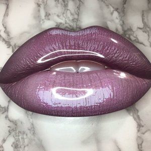 HUDA BEAUTY Contour & Strobe Liquid Lip Set